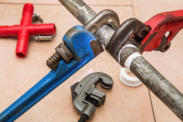 plumbing tools and repair